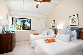 Napili Point Resort by KBM