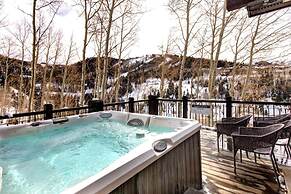 The Lookout 4 Bedrooms PLO-6590 by KBM