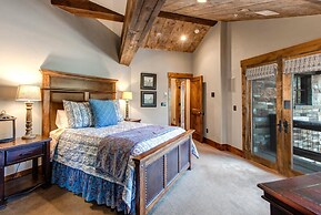 Rossi Hill 4 Bedrooms PRH-685 by KBM