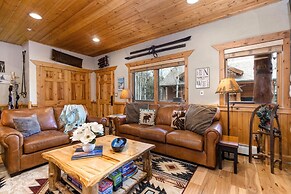 Timber Wolf Lodge 3 Bedrooms TWL-5B by KBM