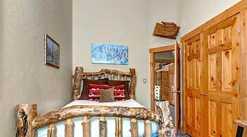 Timber Wolf Lodge 3 Bedrooms TWL-5B by KBM