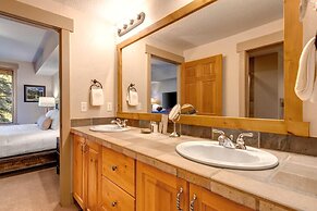 Town Pointe 3 BedroomsTPC-102C by KBM