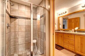 Town Pointe 3 BedroomsTPC-102C by KBM