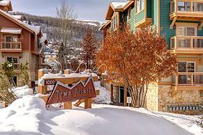 Town Pointe 3 BedroomsTPC-102C by KBM