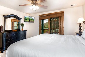 ParkSide 4 Bedrooms PPS-1416 by KBM