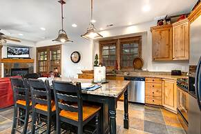 ParkSide 4 Bedrooms PPS-1416 by KBM