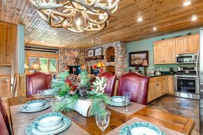 Timber Wolf Lodge 2 Bedrooms TWL-12C by KBM