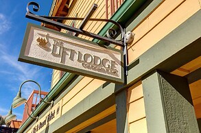 Lift Lodge 2 Bedrooms LLC103 by KBM