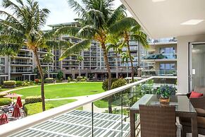 Honua Kai Hokulani by KBM