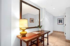 Honua Kai Hokulani by KBM