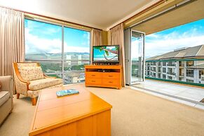 Honua Kai Hokulani by KBM