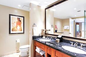 Honua Kai Hokulani by KBM