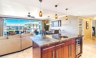 Honua Kai Hokulani by KBM