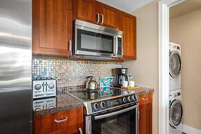 Honua Kai Hokulani by KBM