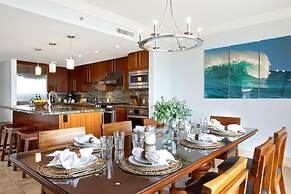 Honua Kai Hokulani by KBM