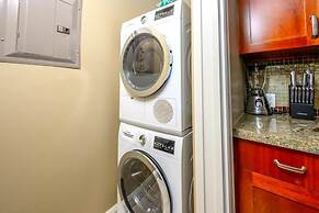 Honua Kai Hokulani by KBM