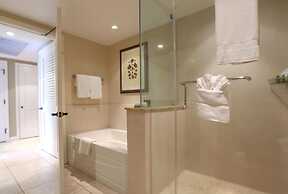 Honua Kai Hokulani by KBM