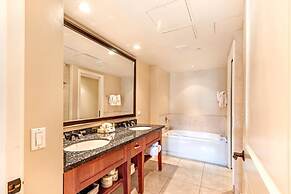 Honua Kai Hokulani by KBM