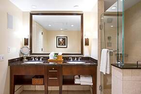 Honua Kai Hokulani by KBM