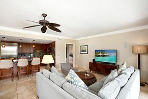 Honua Kai Hokulani by KBM