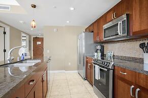 Honua Kai Hokulani by KBM