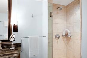 Honua Kai Hokulani by KBM