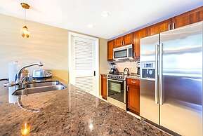 Honua Kai Hokulani by KBM