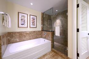 Honua Kai Hokulani by KBM