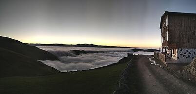 Migroras Otel & Restaurant - Karestel Yaylasi