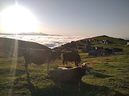 Migroras Otel & Restaurant - Karestel Yaylasi