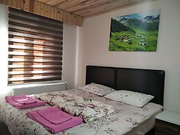 Migroras Otel & Restaurant - Karestel Yaylasi