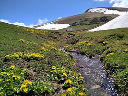 Migroras Otel & Restaurant - Karestel Yaylasi