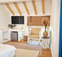 5 Chirpici - Small Traditional Resort