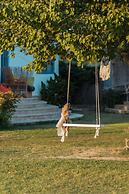 5 Chirpici - Small Traditional Resort