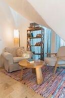 5 Chirpici - Small Traditional Resort