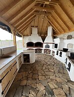 5 Chirpici - Small Traditional Resort