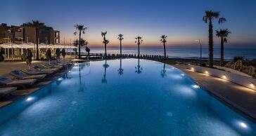 AMIRA LUXURY RESORT & SPA