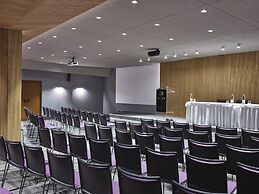 AMIRA LUXURY RESORT & SPA