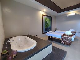 Zuri Resort