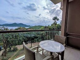 Zuri Resort