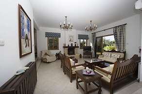 Villa Xenios Dias in Argaka