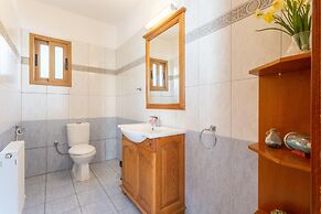 Villa Xenios Dias in Argaka