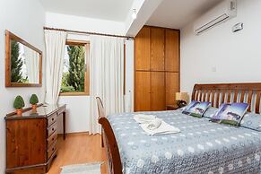 Villa Xenios Dias in Argaka