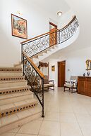 Villa Xenios Dias in Argaka