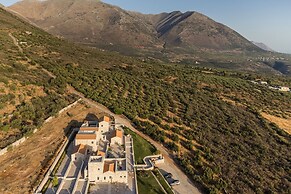 Salvia Areopolis All-Suite Hotel