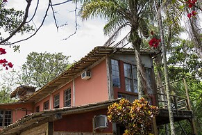 Pousada Encanto das Aguas