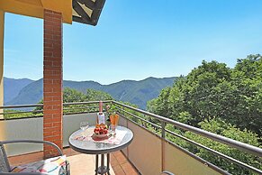 Ca' Gina Panoramica - Monte Bre