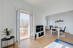 Ca' Gina Panoramica - Monte Bre