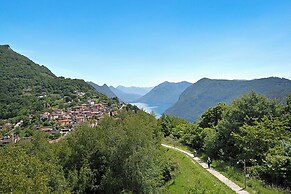 Ca' Gina Panoramica - Monte Bre