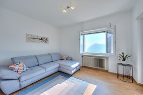 Ca' Gina Panoramica - Monte Bre